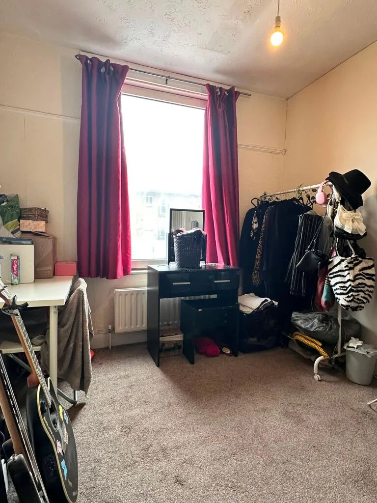 1 bedroom maisonette for rent