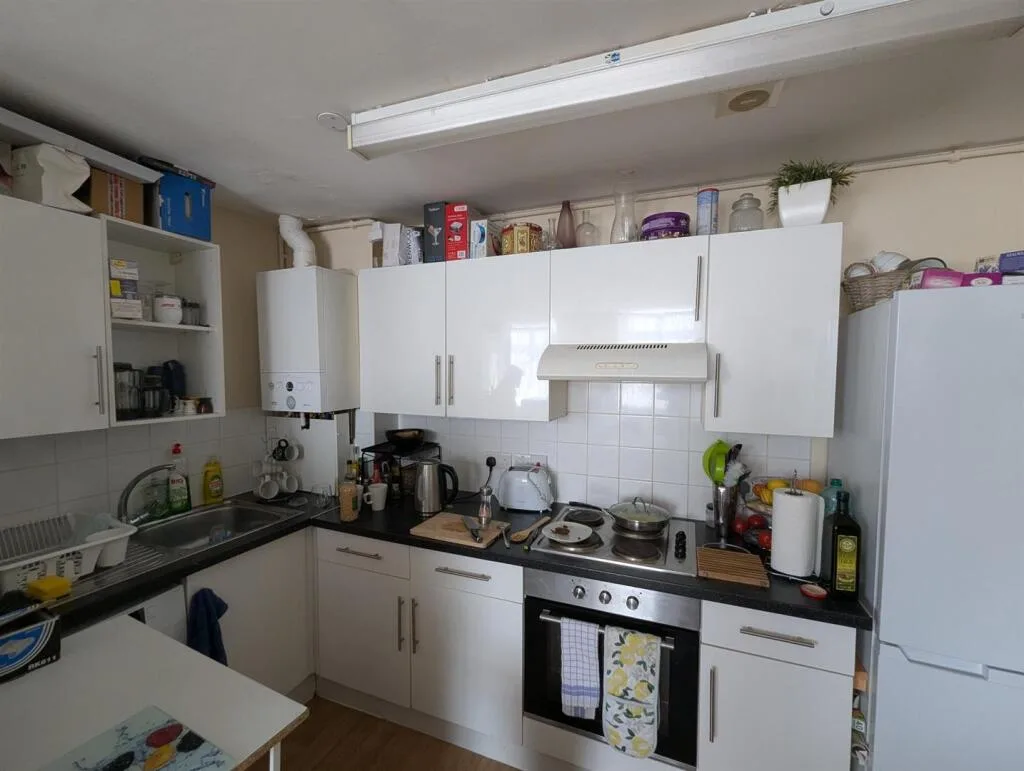 2 bedroom house for rent