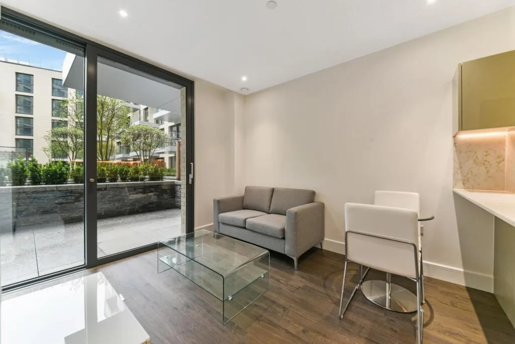 Studio flat for rent
