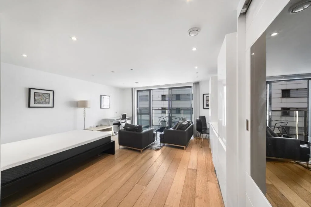 Studio apartment for rent