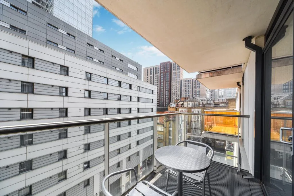 Studio apartment for rent