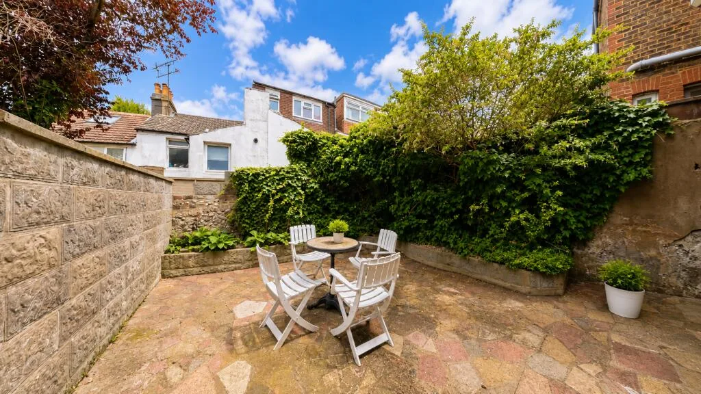 4 bedroom house for rent