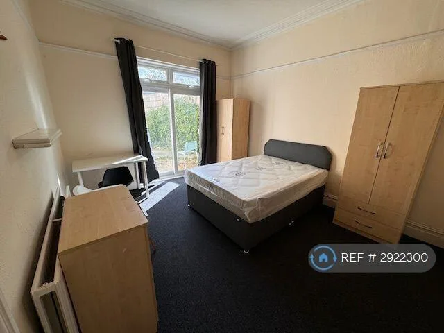 1 bedroom house share for rent