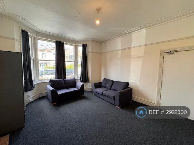 1 bedroom house share for rent