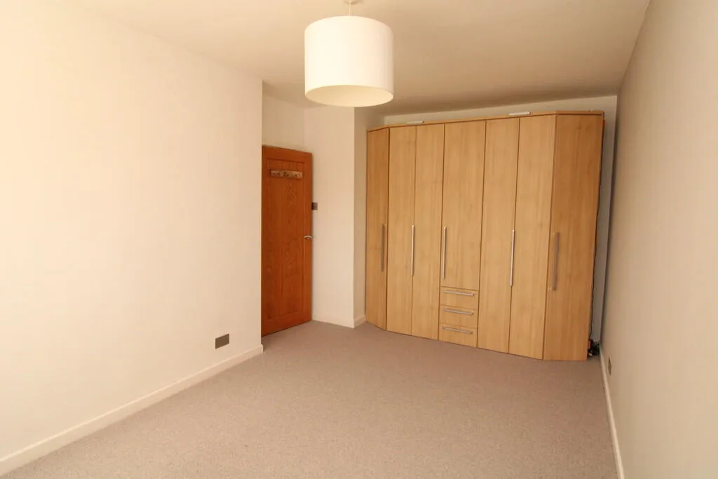 4 bedroom mews property for rent