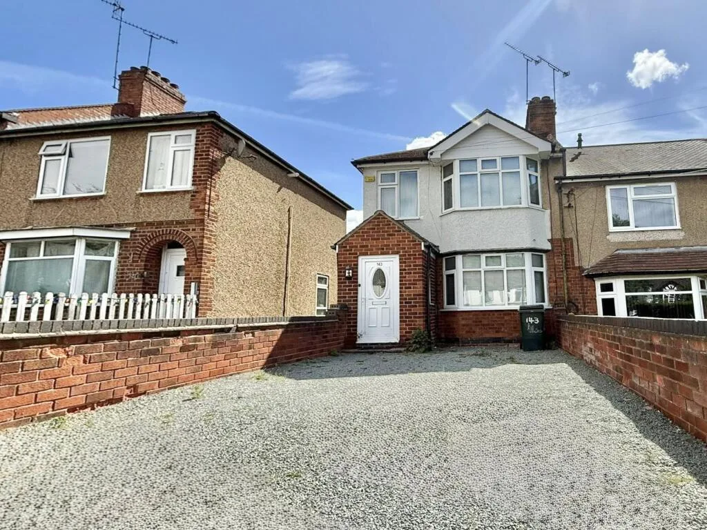 3 bedroom end of terrace house for rent