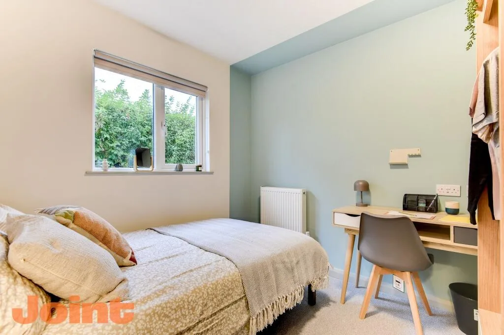 1 bedroom house share for rent