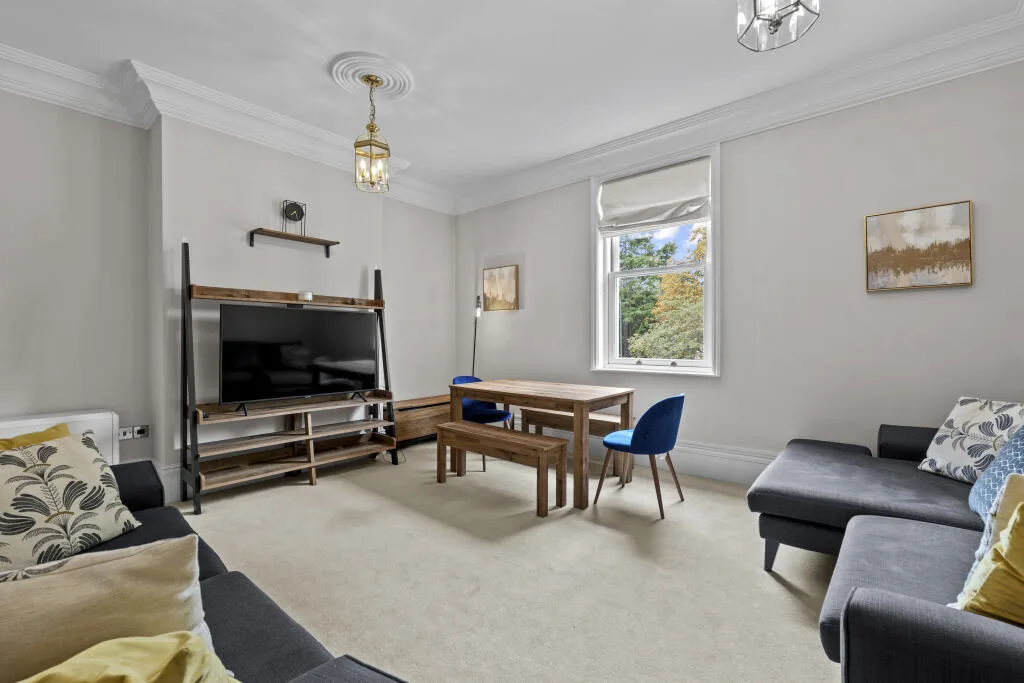 2 bedroom apartment for rent