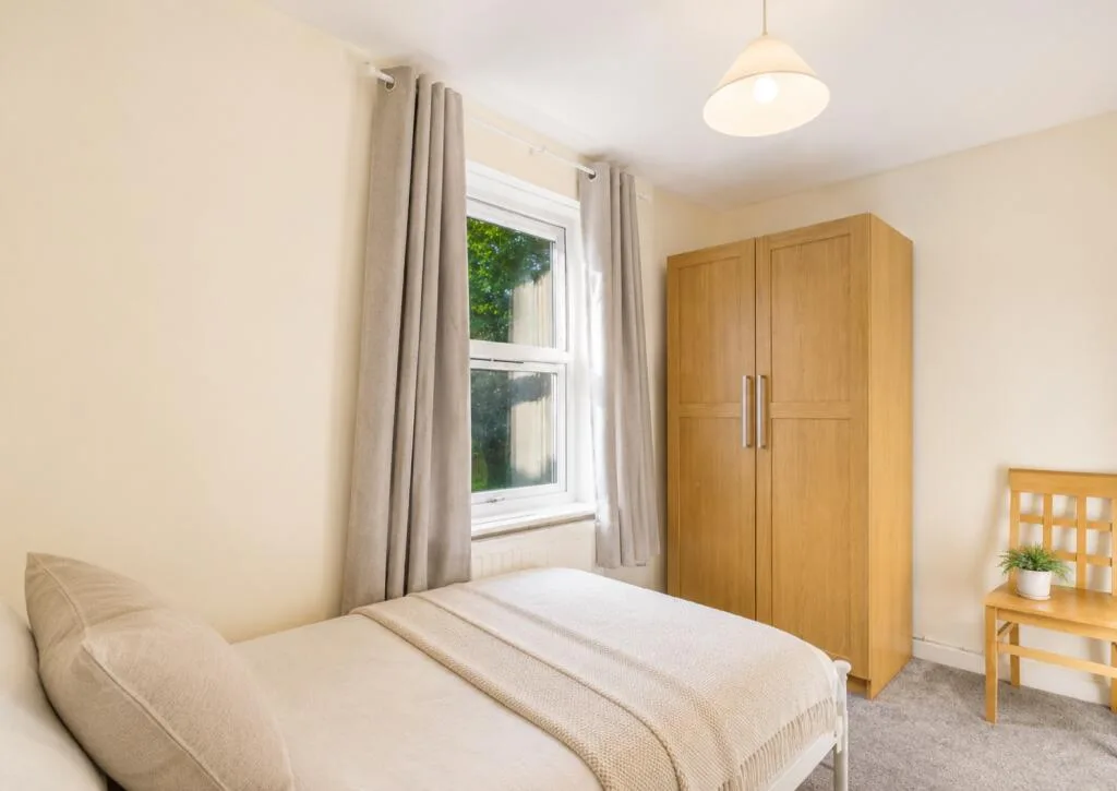 5 bedroom house for rent