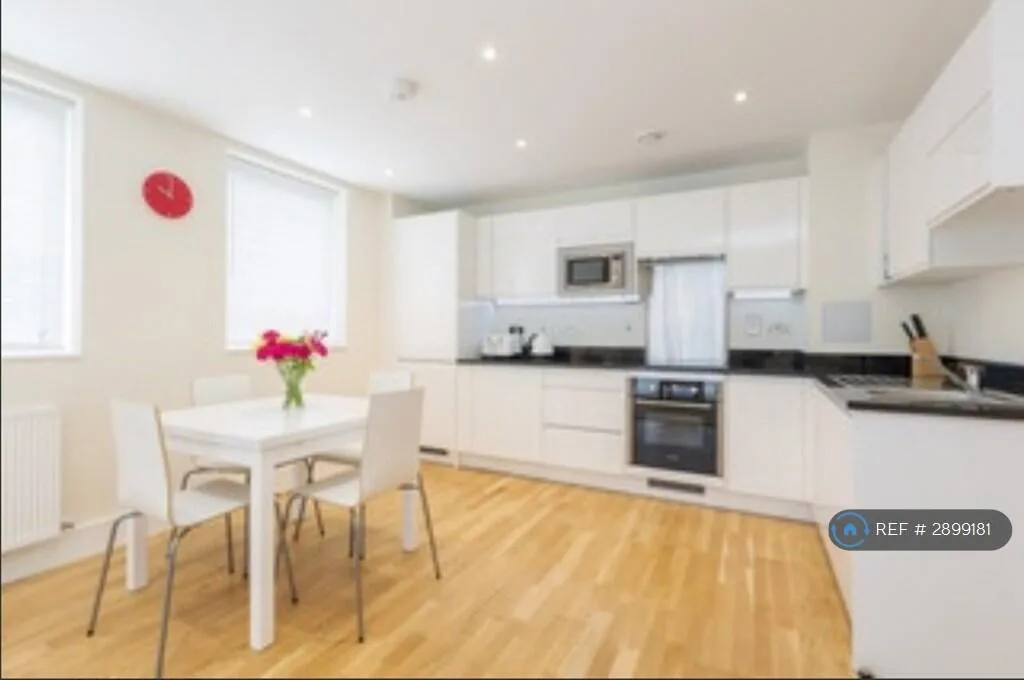 3 bedroom flat for rent