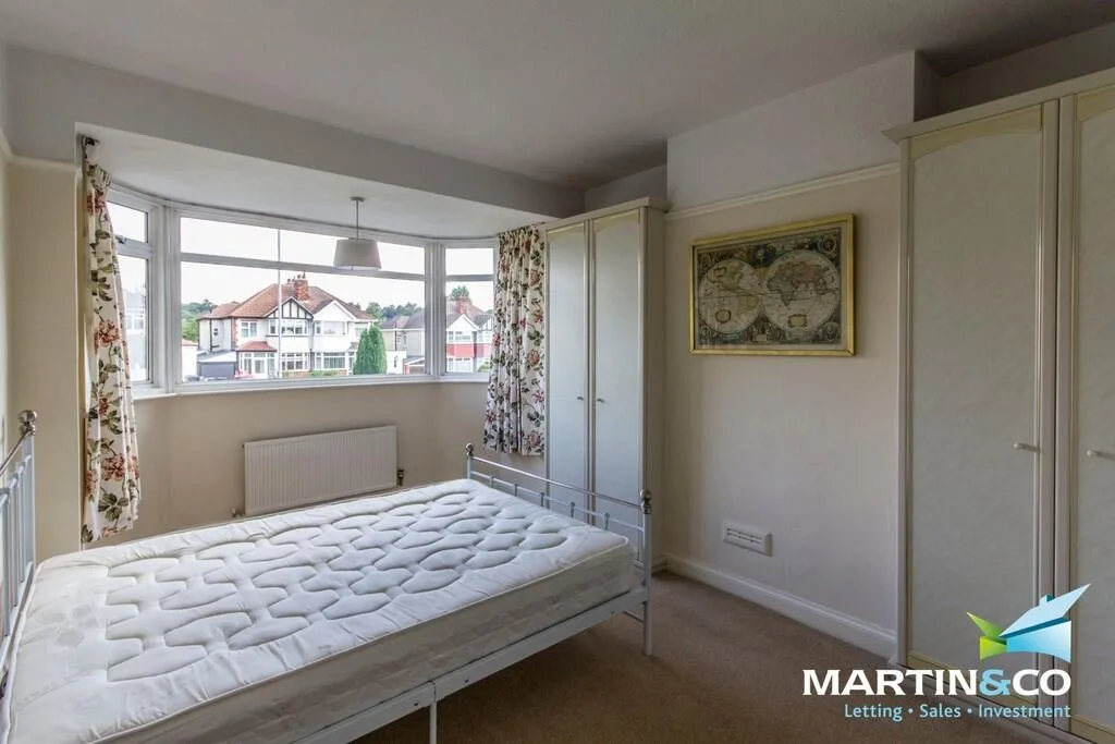 3 bedroom semi-detached house for rent