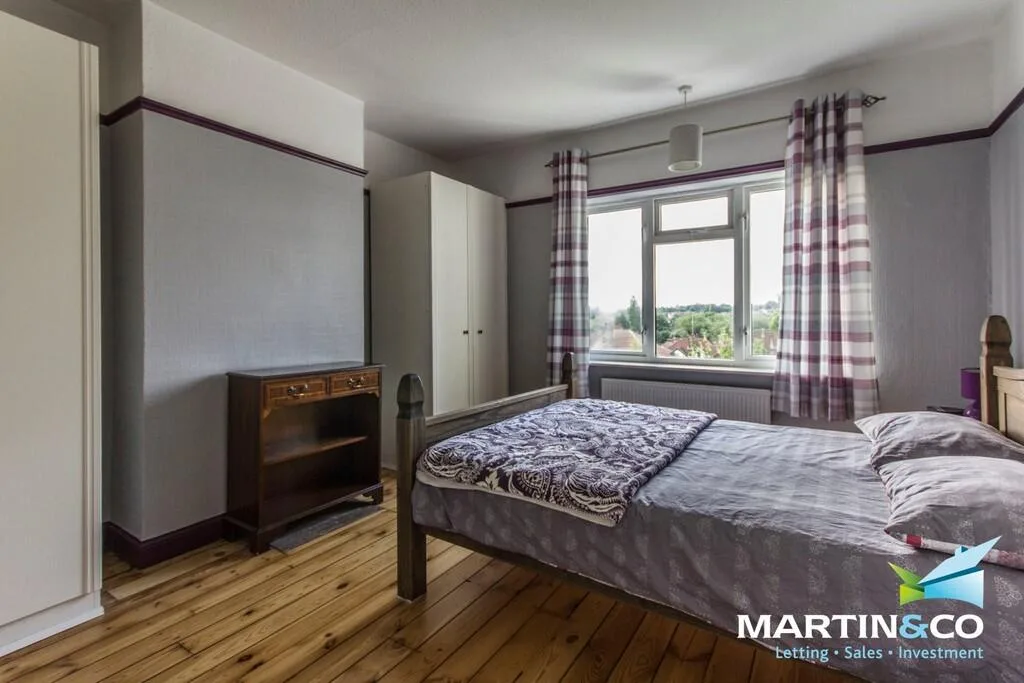 3 bedroom semi-detached house for rent