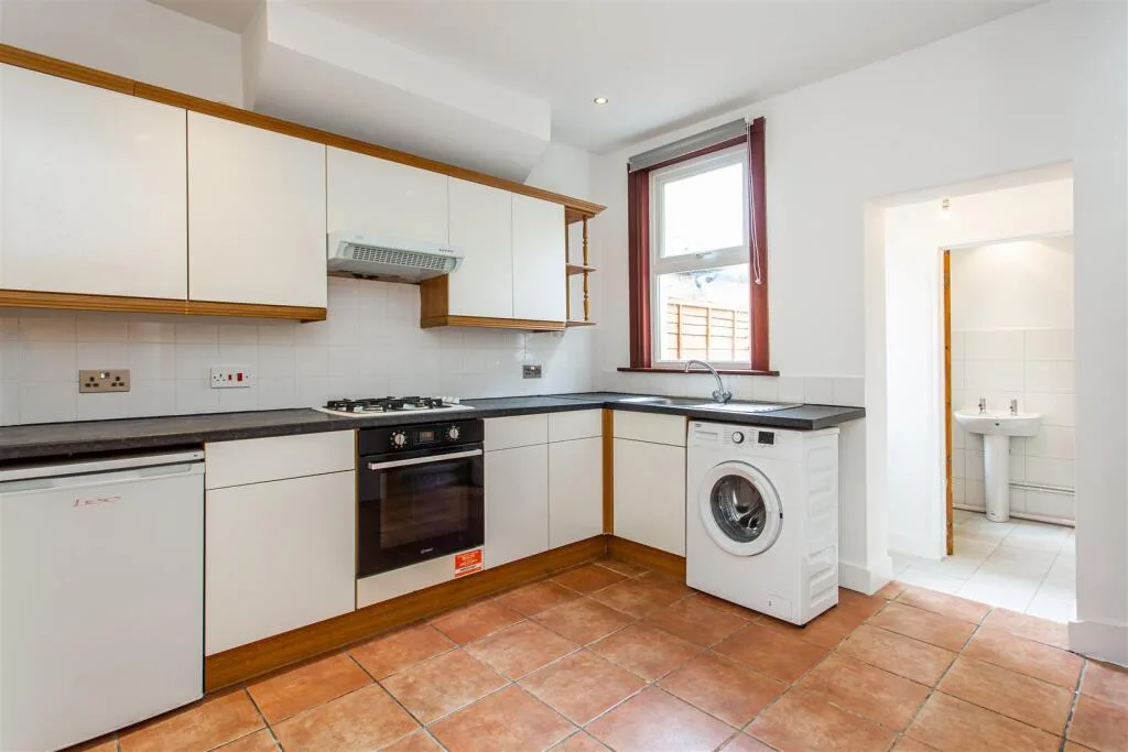 2 bedroom terraced house for rent