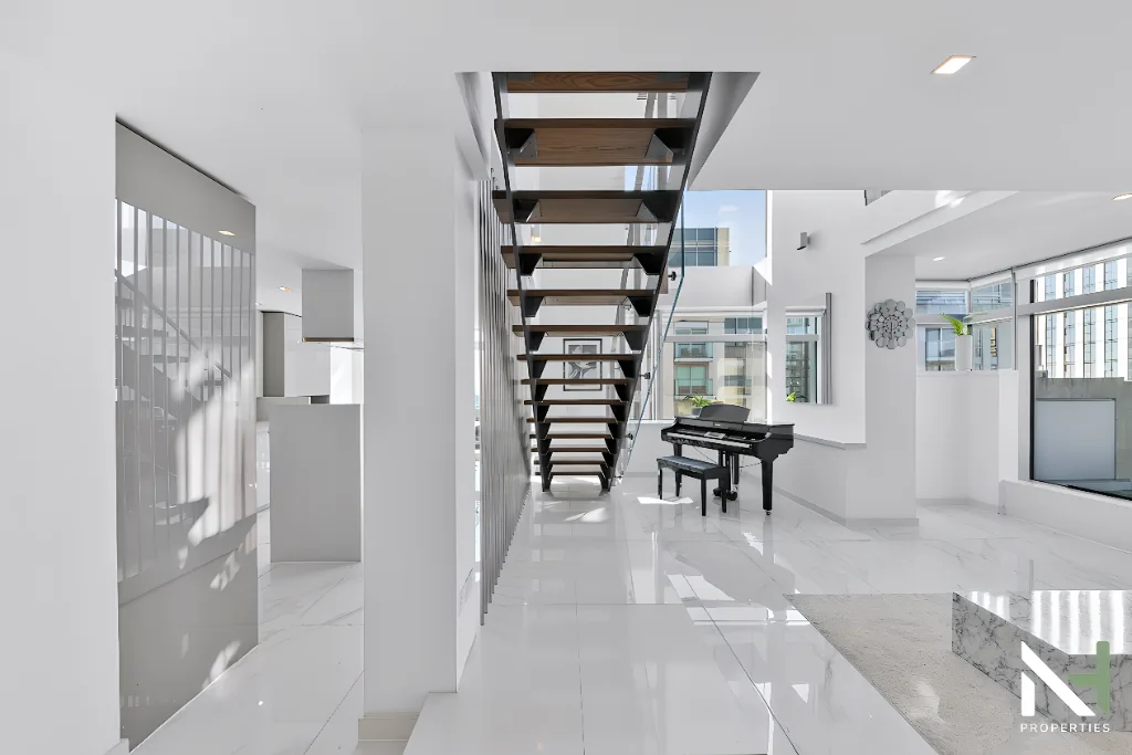 2 bedroom duplex for rent