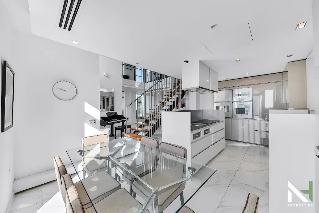 2 bedroom duplex for rent