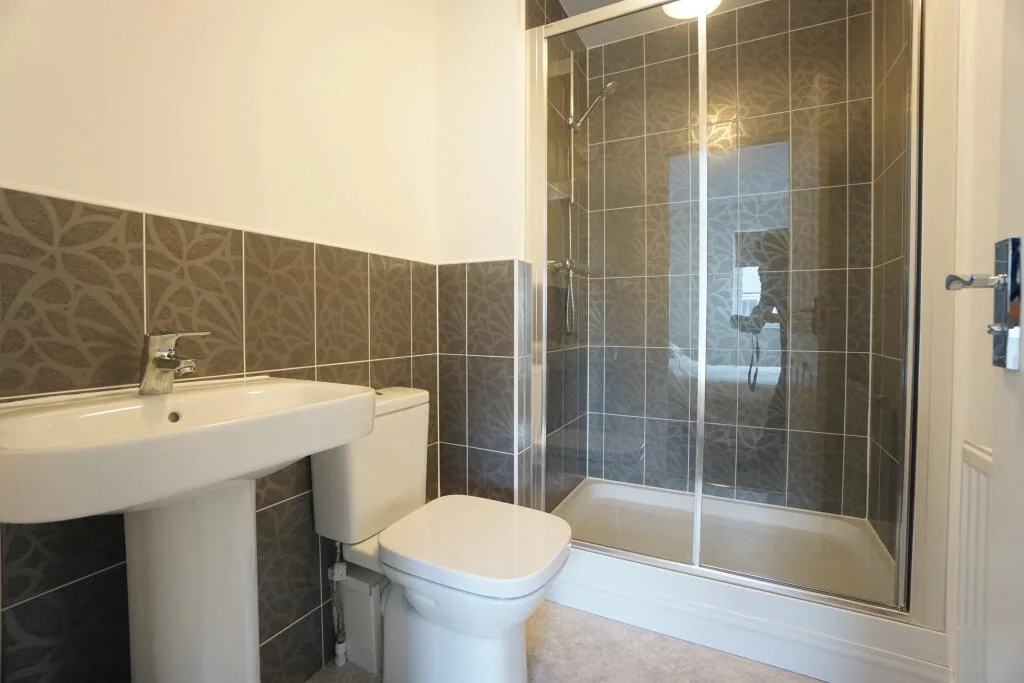 5 bedroom house for rent