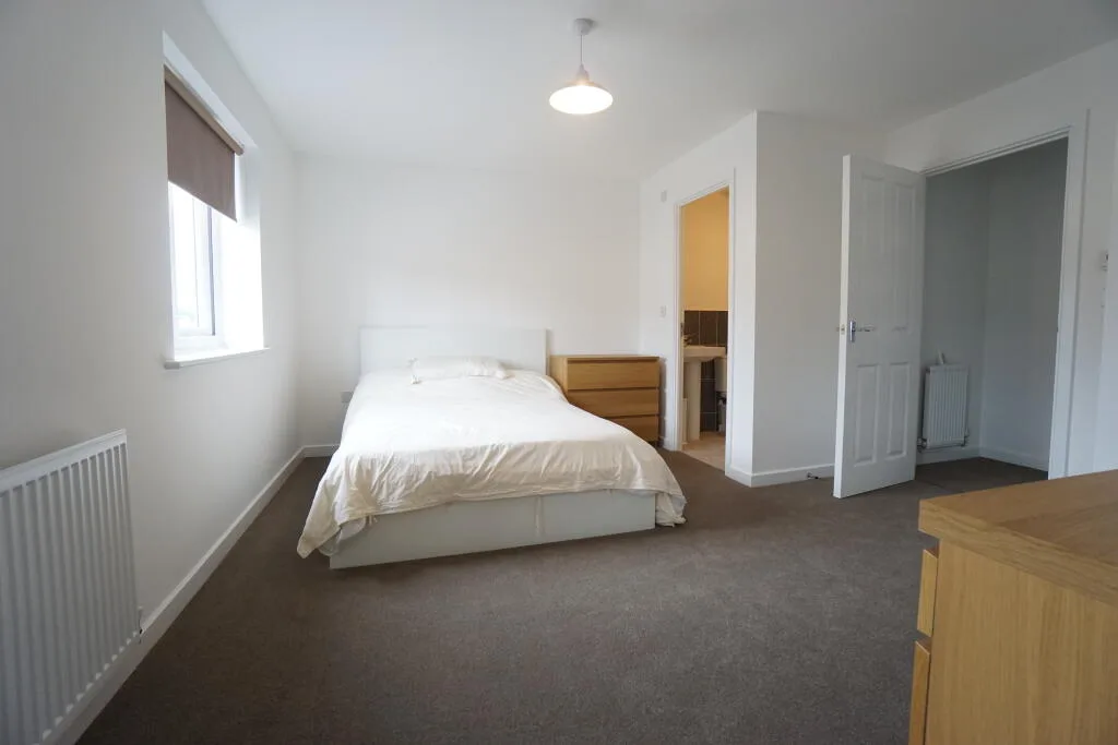 5 bedroom house for rent