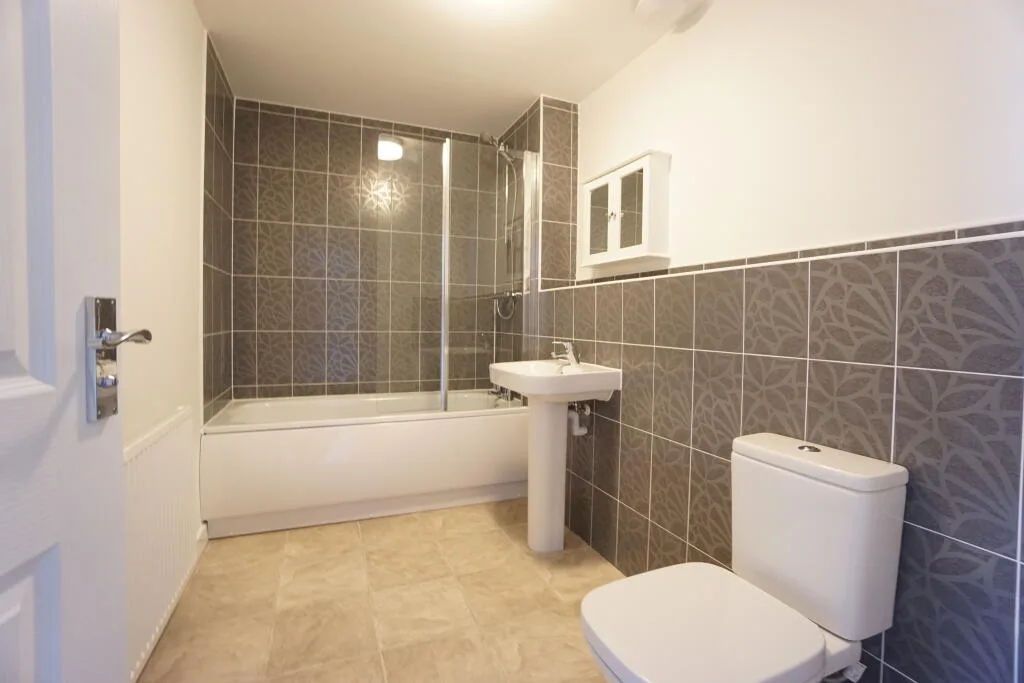 5 bedroom house for rent