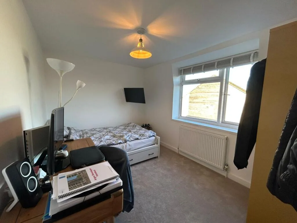 1 bedroom end of terrace house for rent