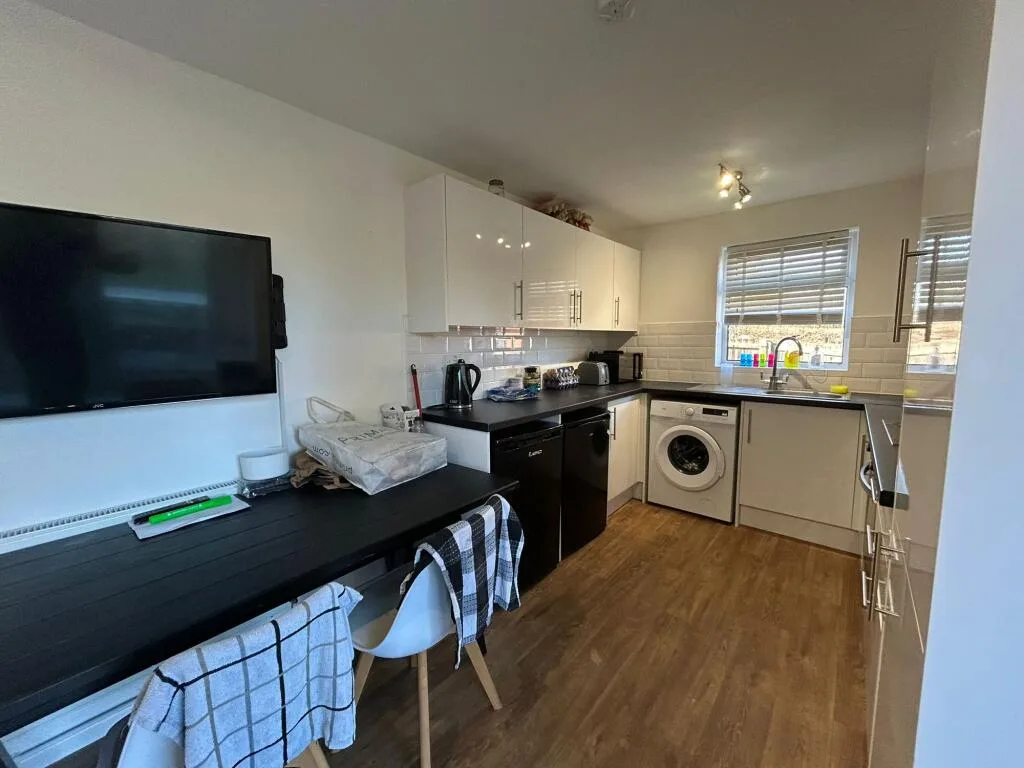 1 bedroom end of terrace house for rent