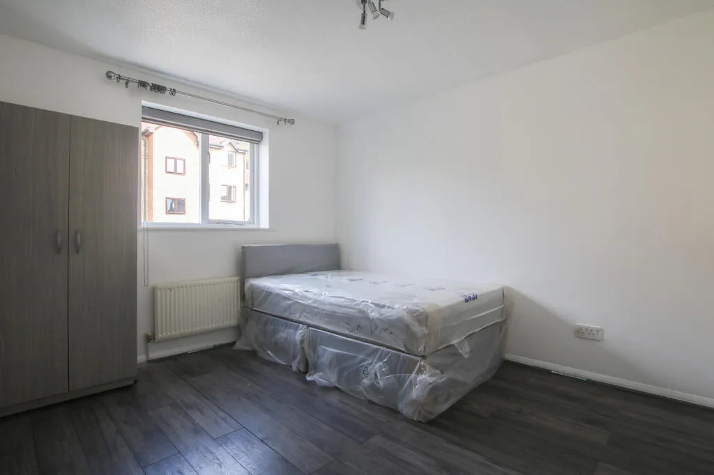 4 bedroom terraced house for rent