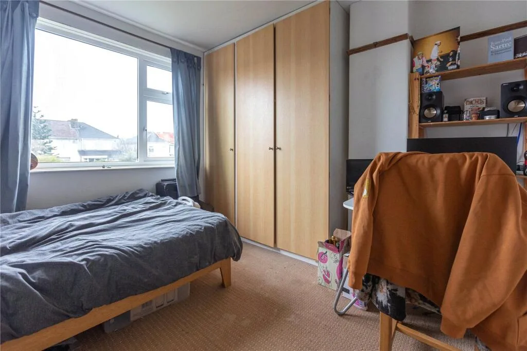 3 bedroom end of terrace house for rent