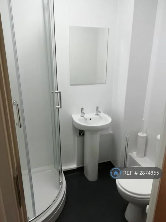 1 bedroom flat share for rent