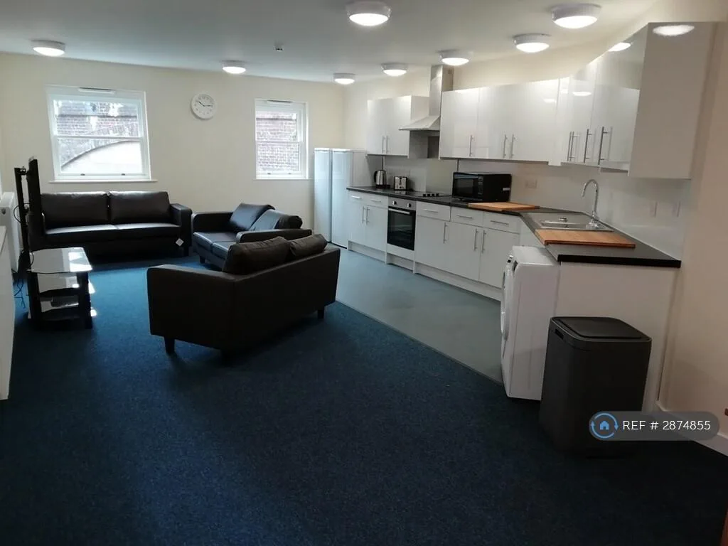 1 bedroom flat share for rent