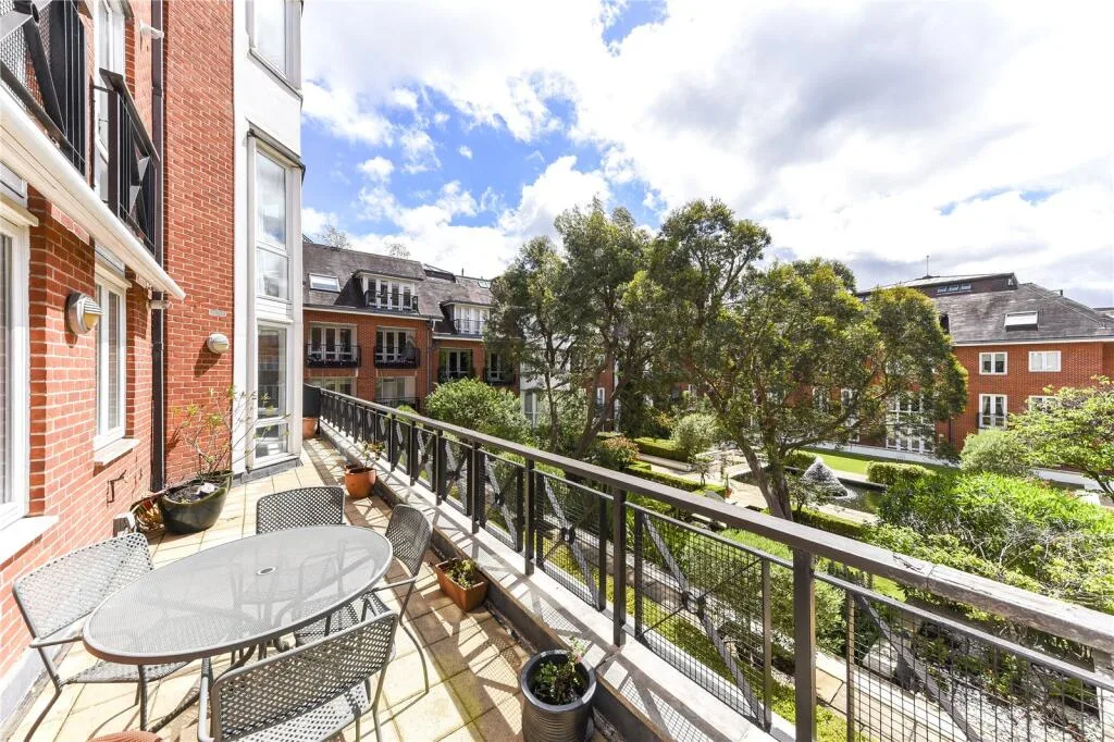 3 bedroom apartment for rent