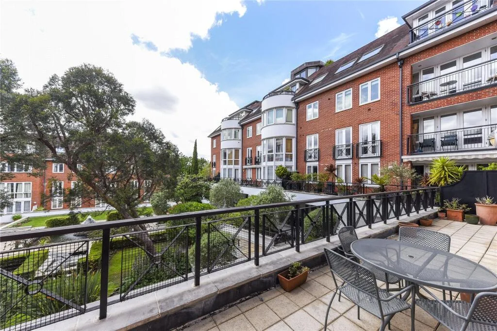 3 bedroom apartment for rent