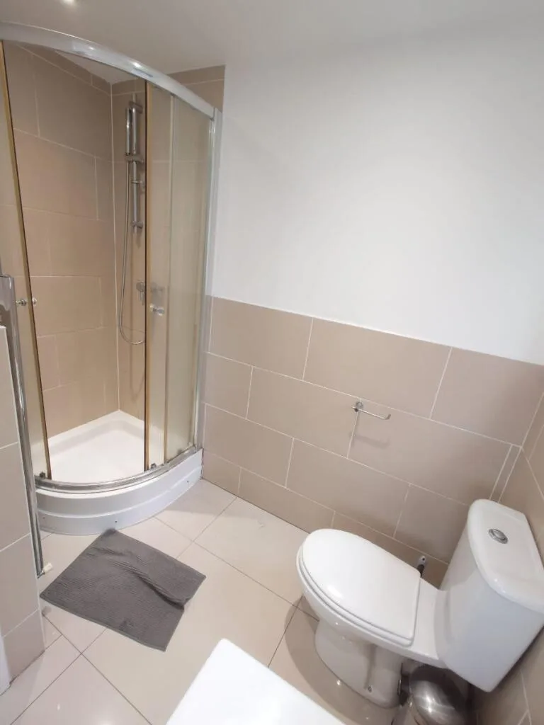 4 bedroom terraced house for rent