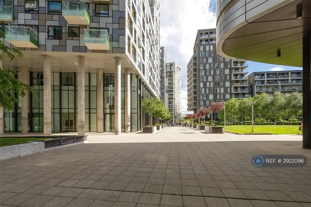 1 bedroom flat share for rent