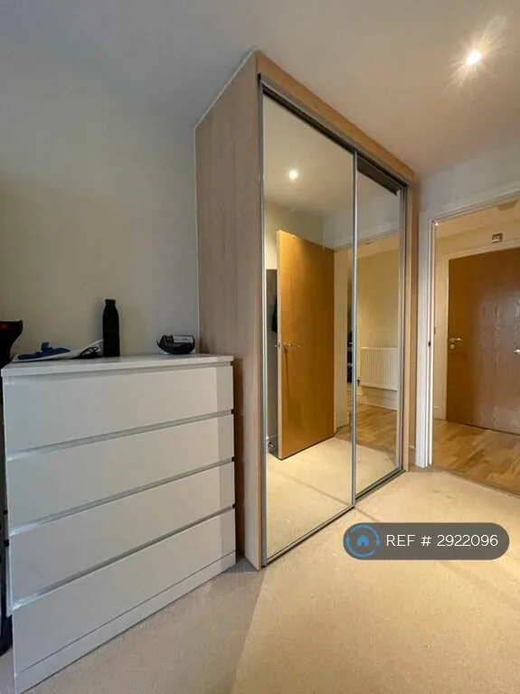 1 bedroom flat share for rent