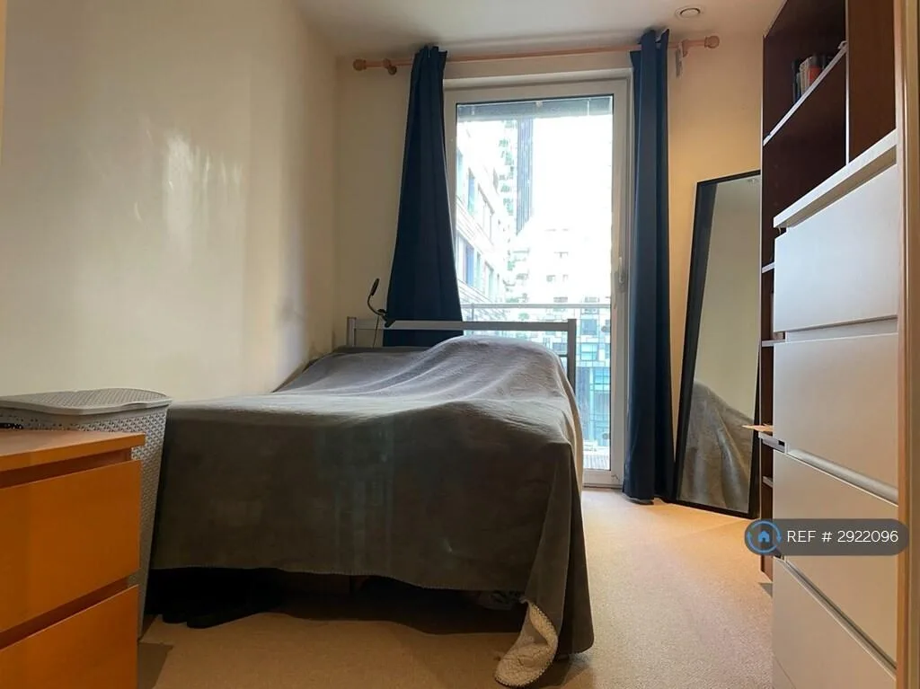 1 bedroom flat share for rent