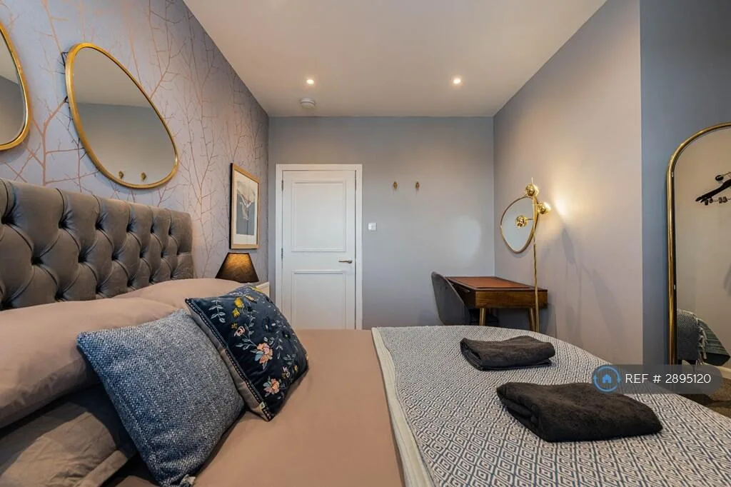 3 bedroom flat for rent