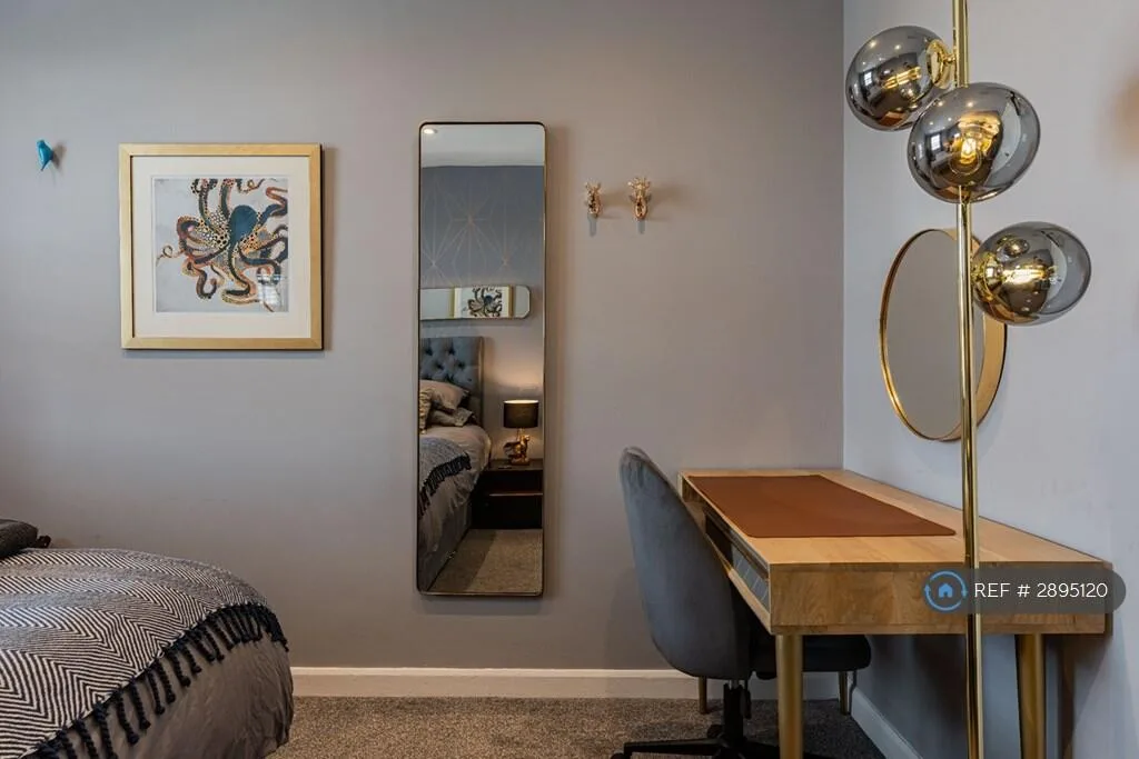 3 bedroom flat for rent