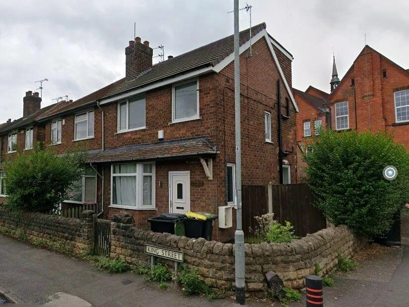 1 bedroom house for rent