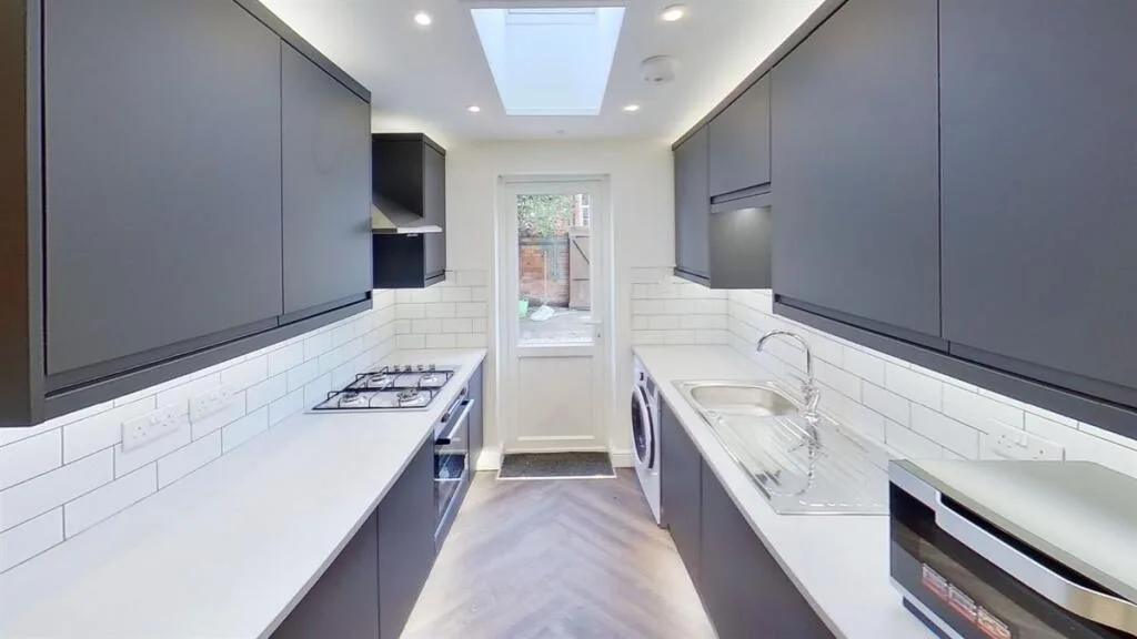1 bedroom house for rent