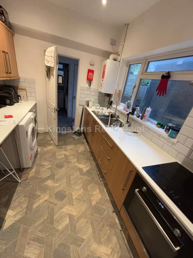 4 bedroom terraced house for rent