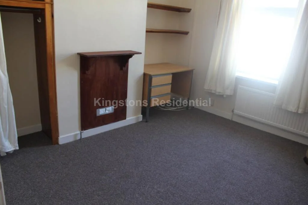 4 bedroom terraced house for rent