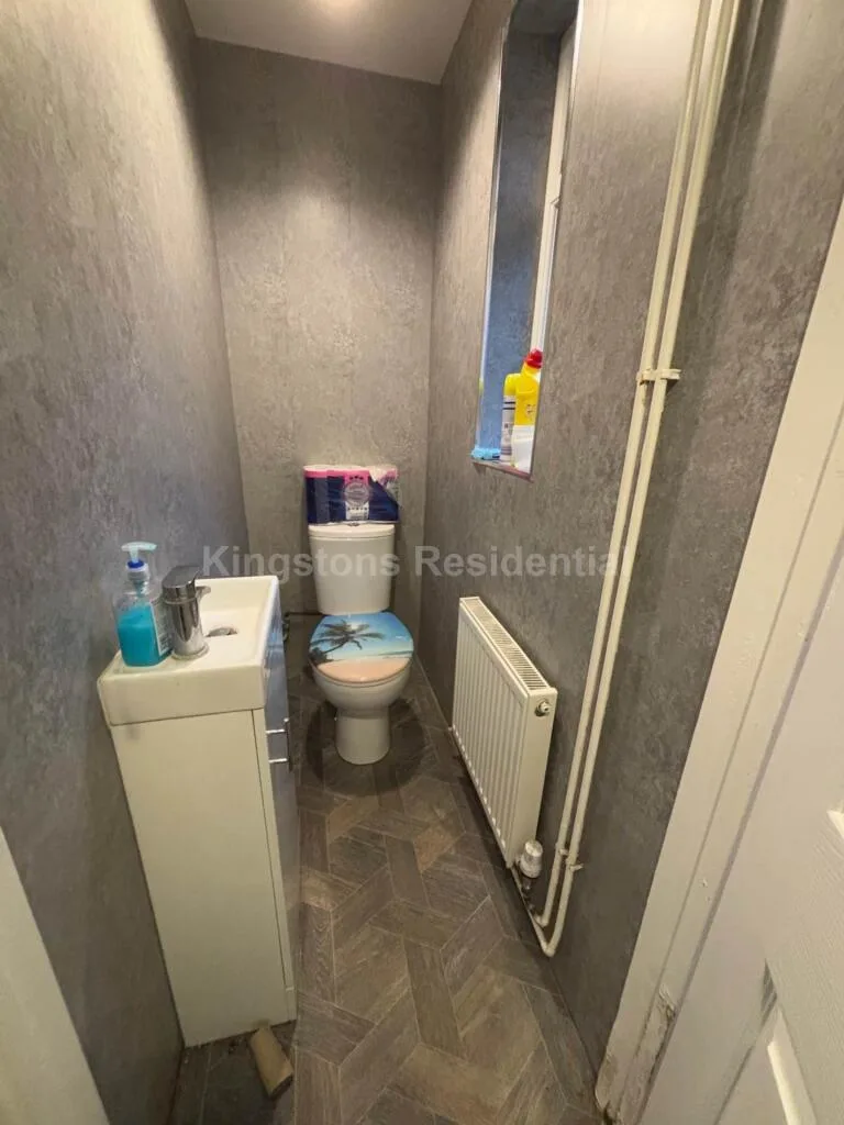 4 bedroom terraced house for rent