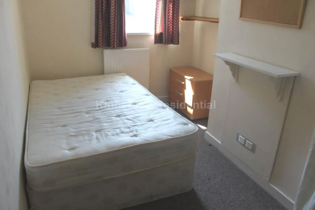 4 bedroom terraced house for rent