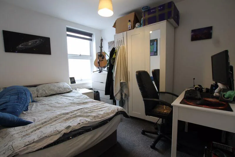 4 bedroom terraced house for rent