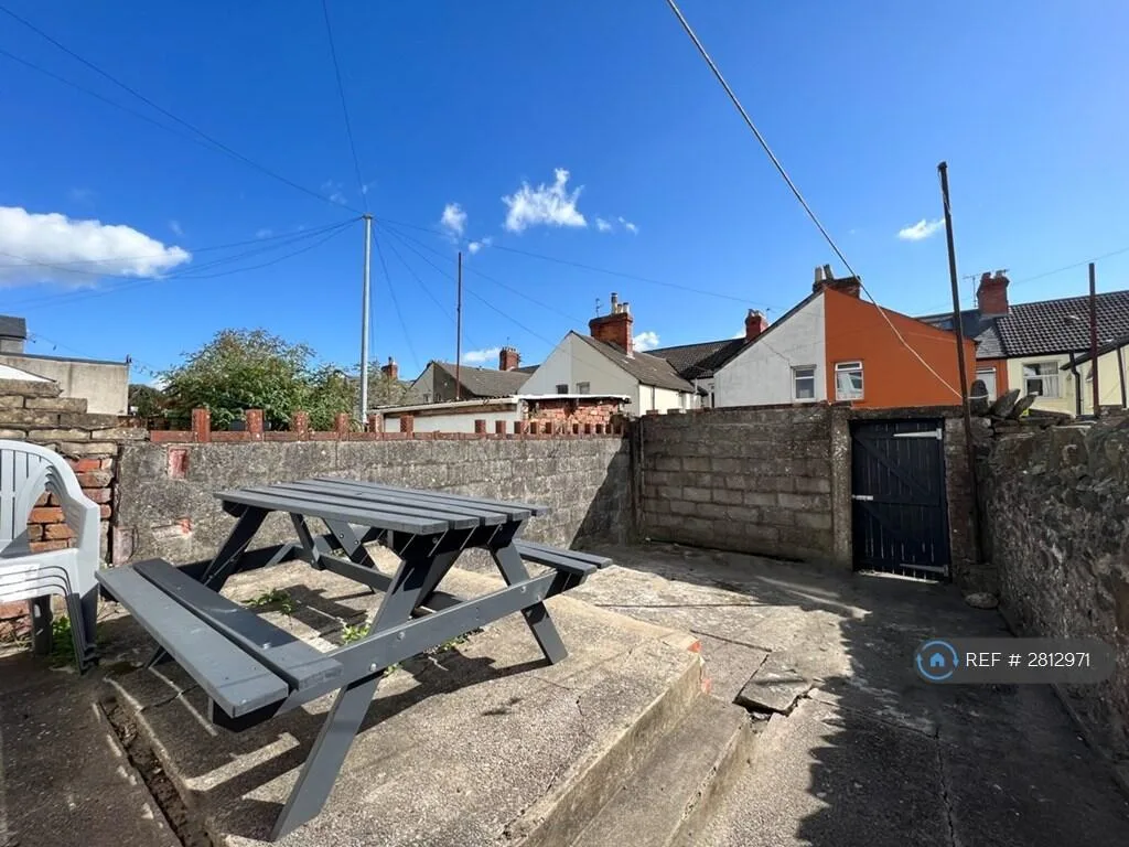 4 bedroom terraced house for rent