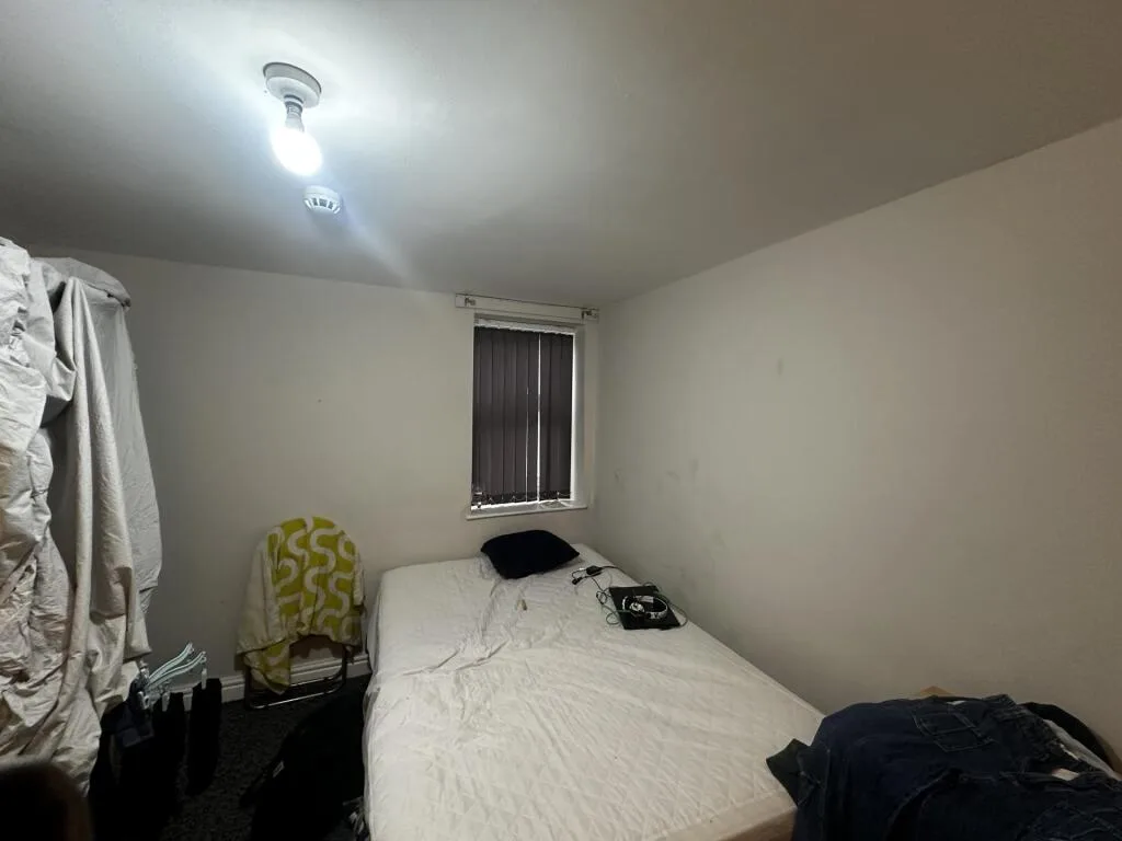 1 bedroom house share for rent