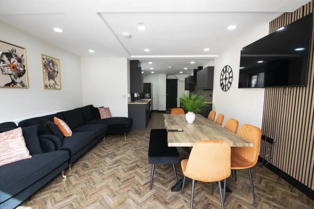 1 bedroom house share for rent