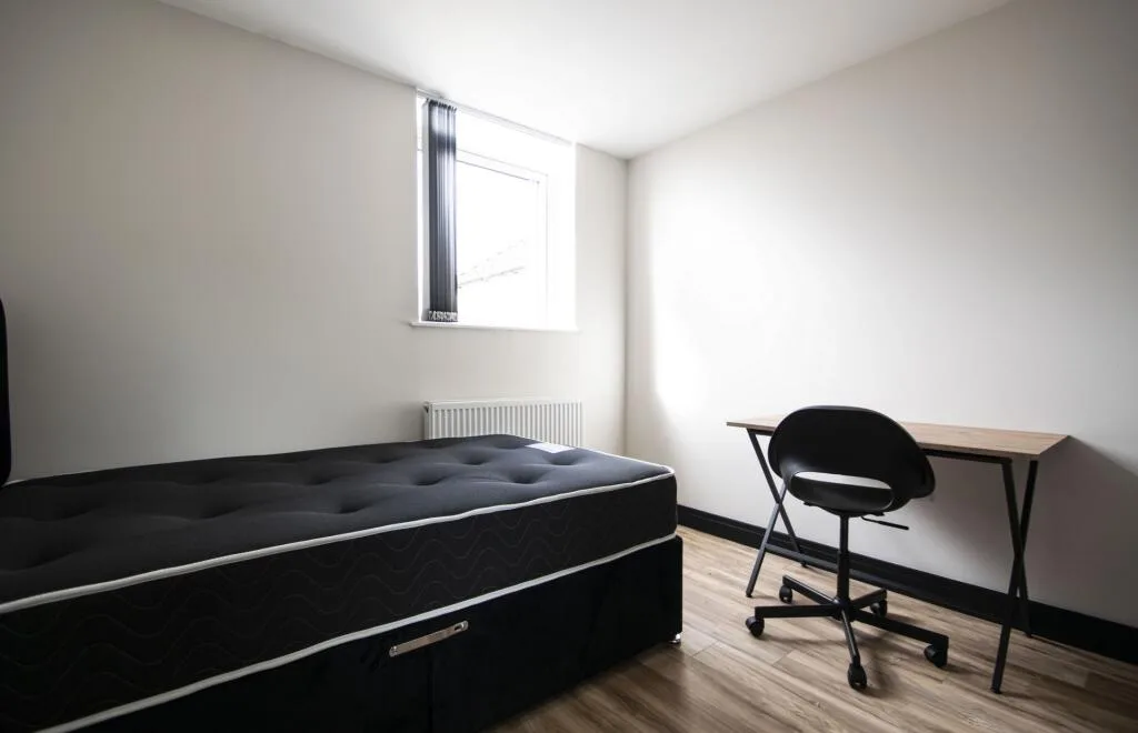 1 bedroom house share for rent