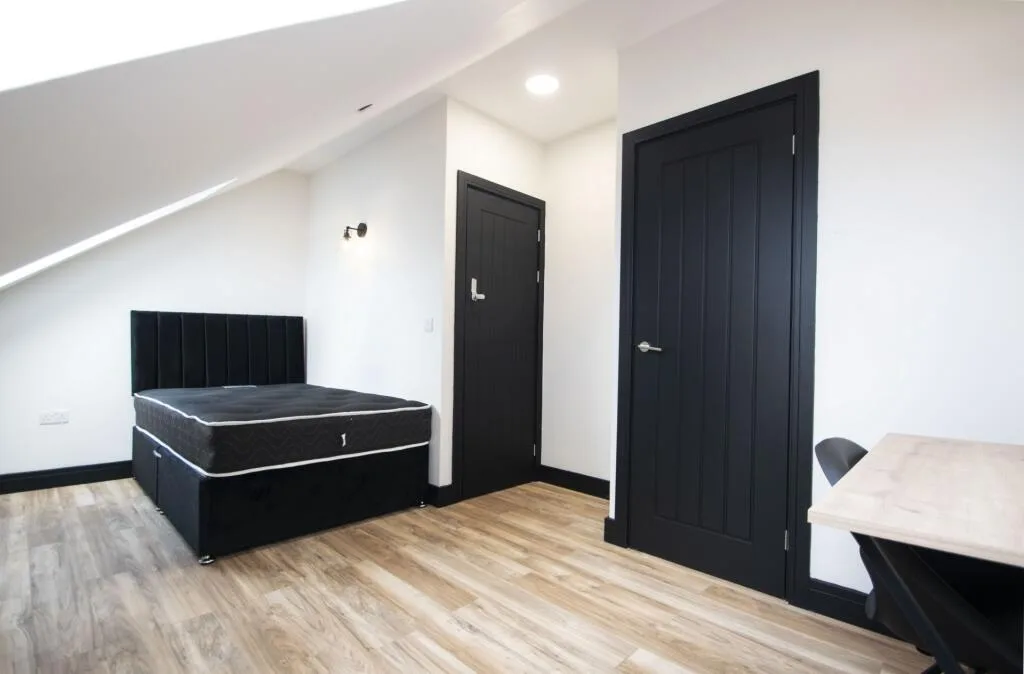 1 bedroom house share for rent