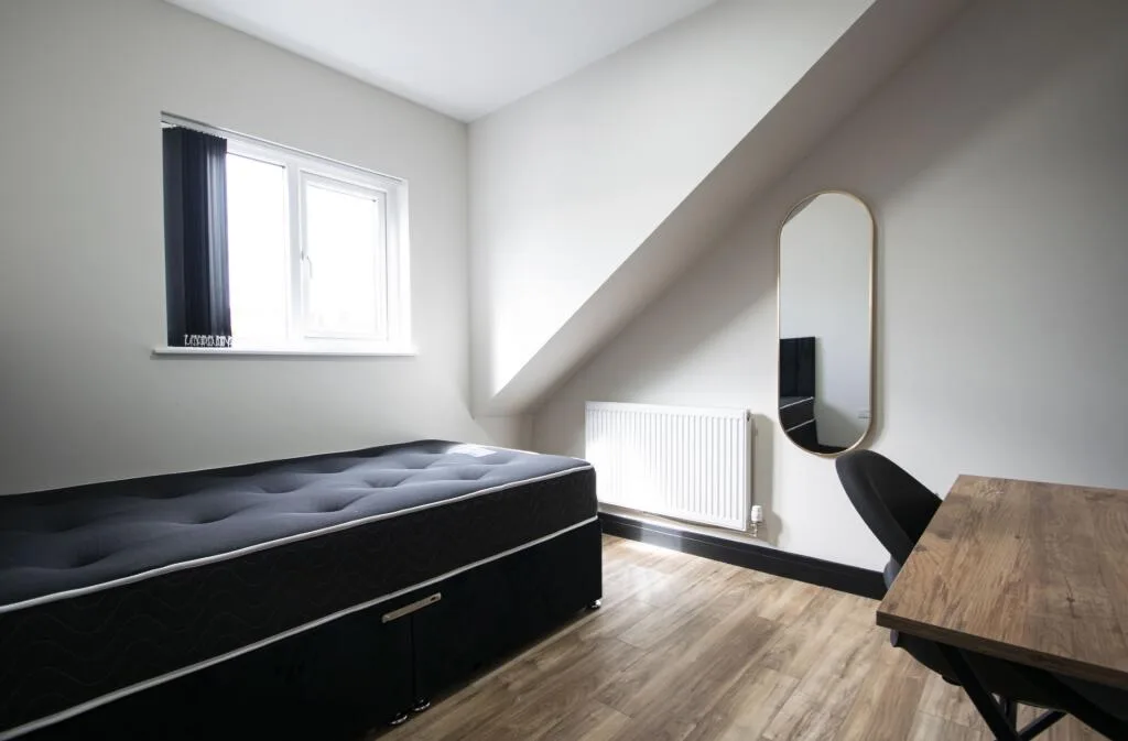 1 bedroom house share for rent
