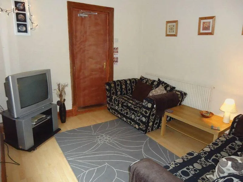 4 bedroom terraced house for rent